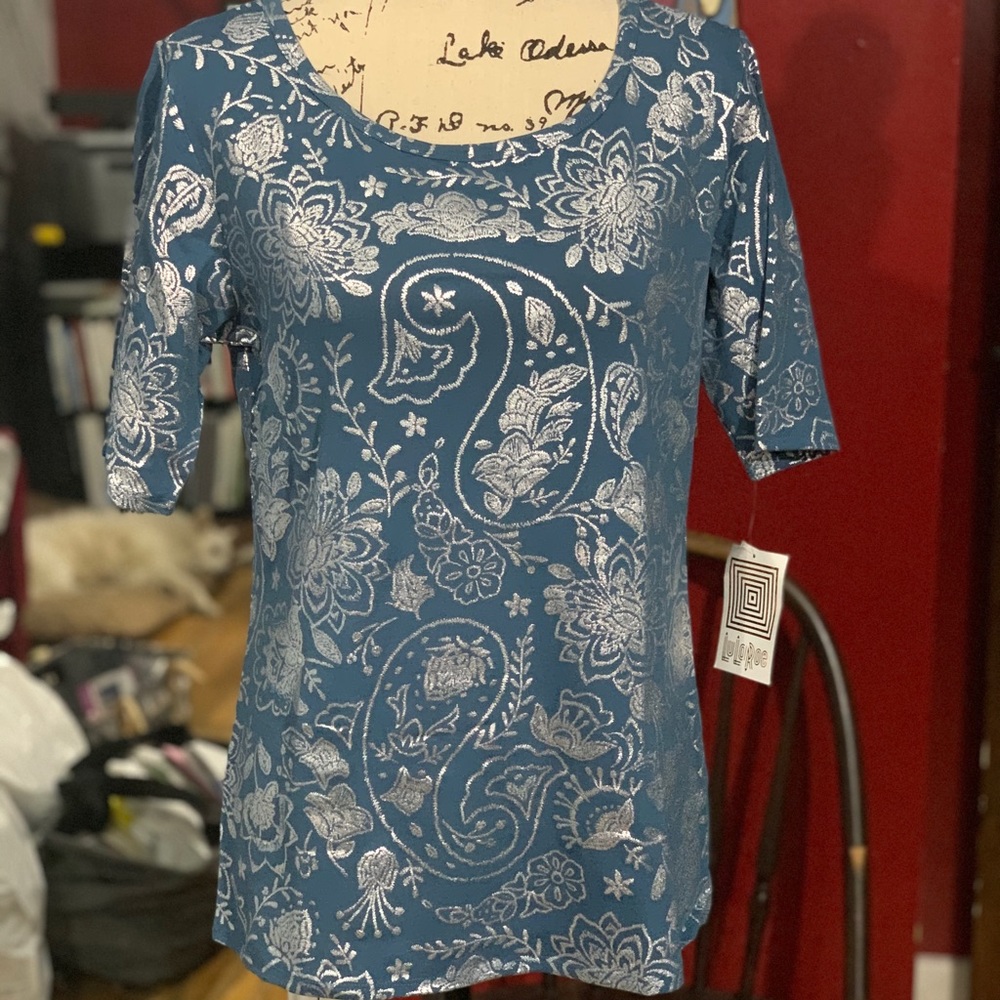 NWT Lularoe elegant Gigi